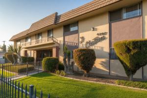 featured image of 4267 Le Chateau