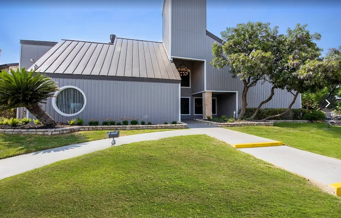 Moss Landing - Photo 3 of 17