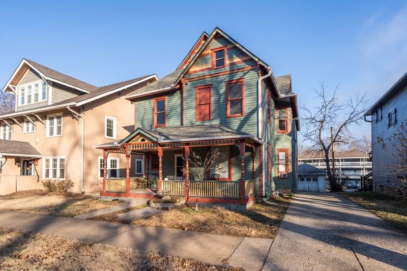 1130 Tennessee St - Photo 3 of 8