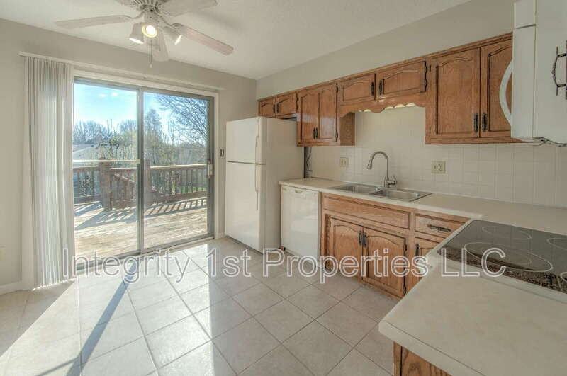 8635 N Hull Ave - Photo 7 of 24