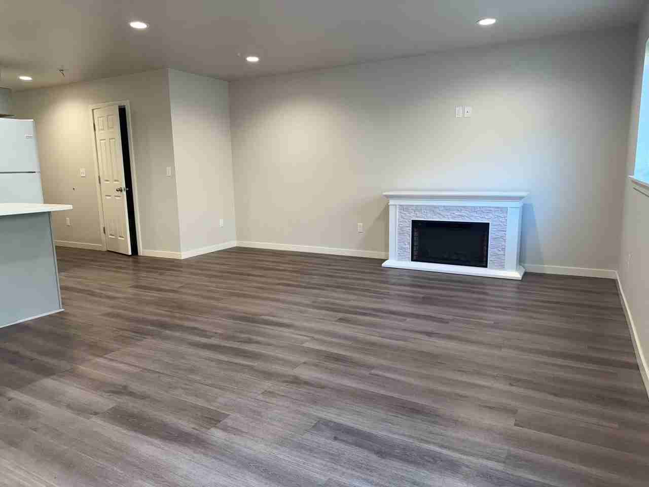 Apple Valley Town Homes - Photo 4 of 16