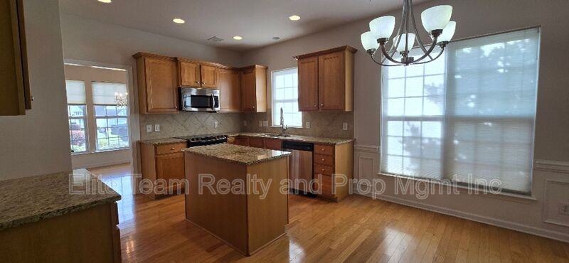 12051 Dunipace Ct - Photo 2 of 43