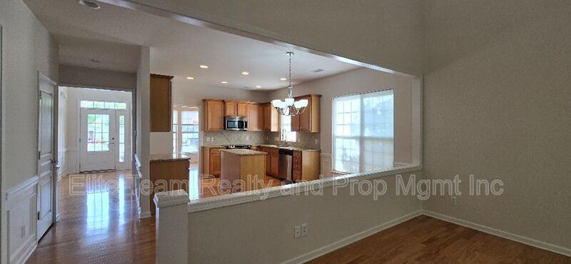 12051 Dunipace Ct - Photo 6 of 43