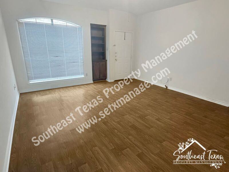 30 Stephens Ln - Photo 3 of 12