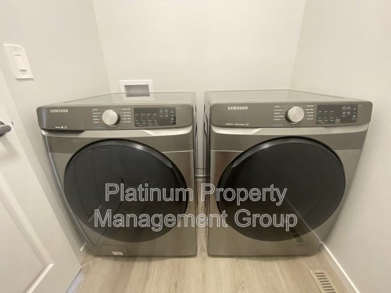 1417 148 Ave Nw #1 - Photo 7 of 8