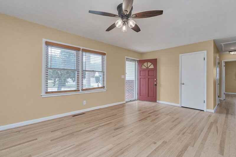 2484 Jasper Ct - Photo 5 of 35