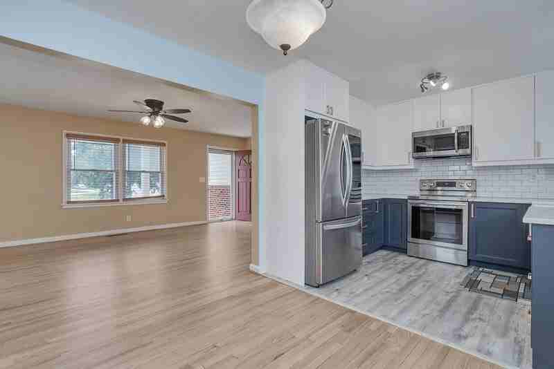 2484 Jasper Ct - Photo 7 of 35