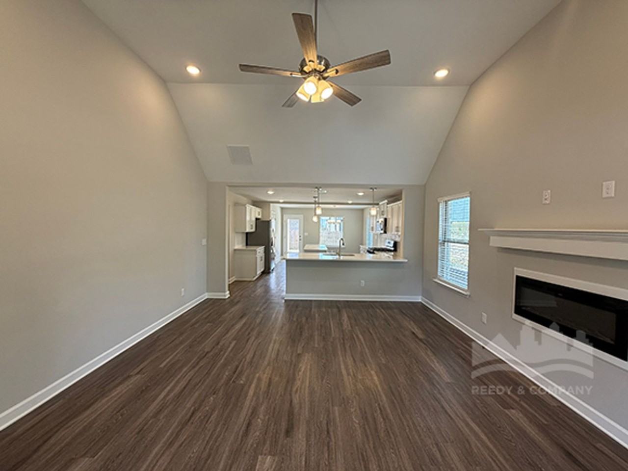 40 40 Blue Dr - Photo 4 of 24