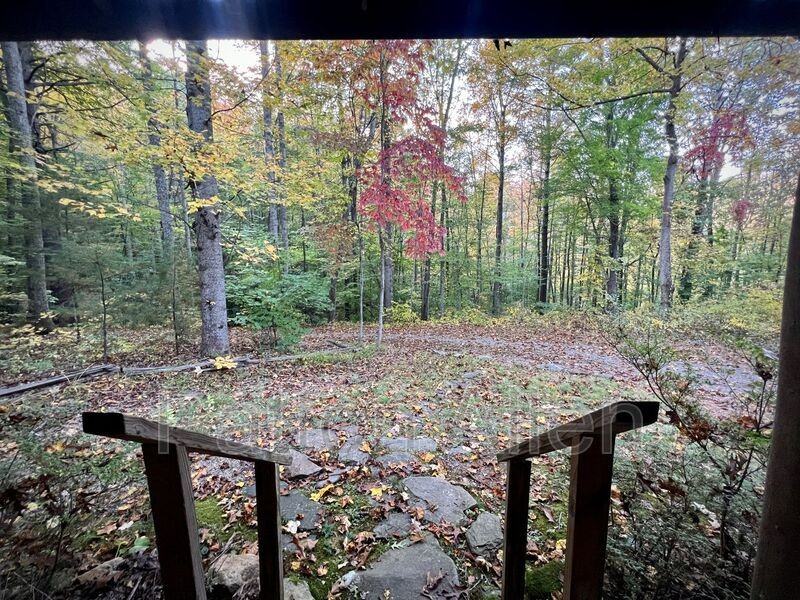 575 Beaverdam Rd - Photo 7 of 23