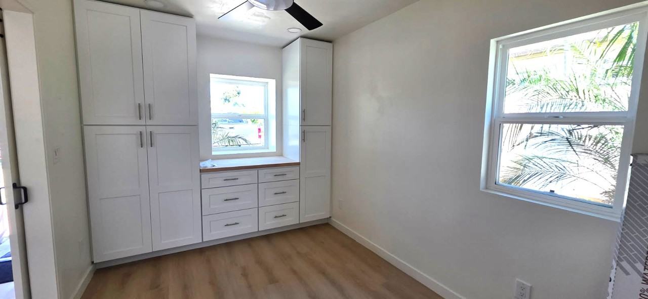 2000 East 8th Street - Photo 7 of 15