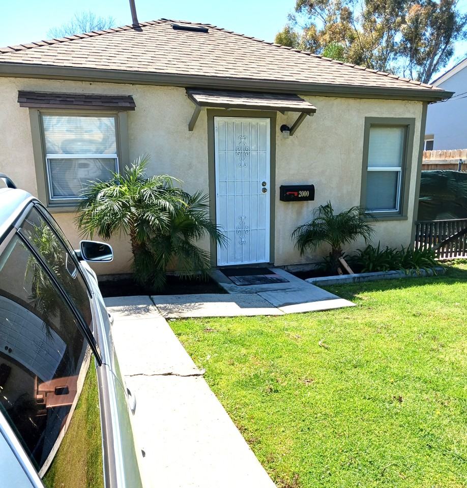 2000 East 8th Street - Photo 2 of 15