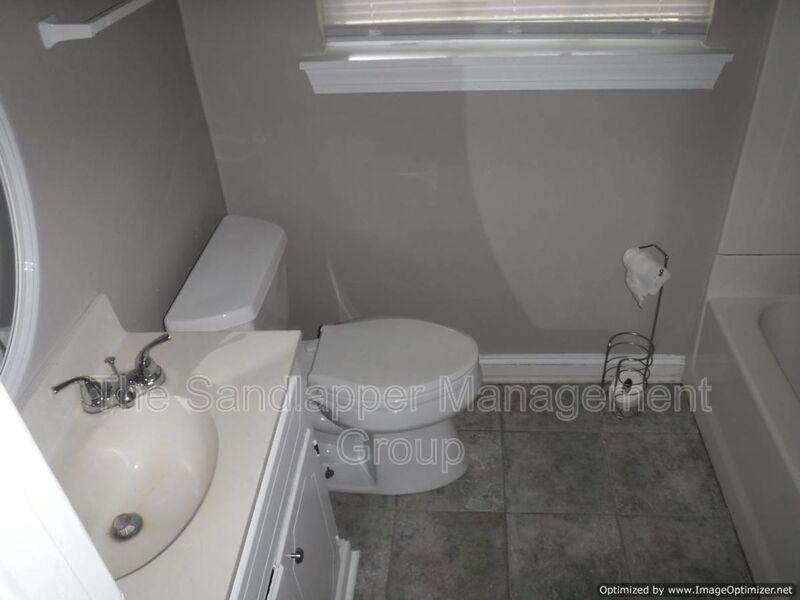 1126 Mount Batten Dr - Photo 7 of 15