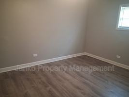 featured image of 392 Hickory St #1E
