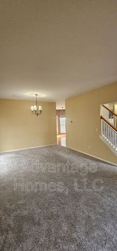 809 Midjay Dr - Photo 6 of 50