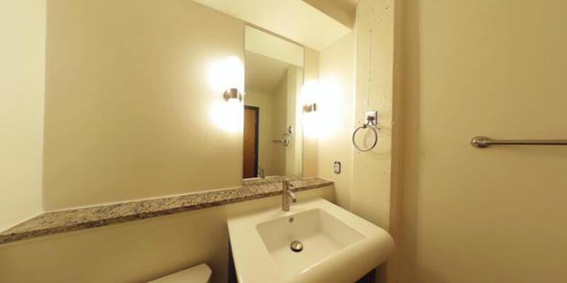 110 S 15th St #308 - Photo 4 of 5