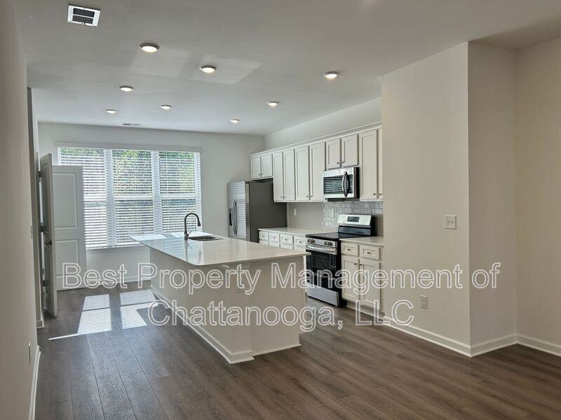 4154 Tillie Cir - Photo 2 of 14