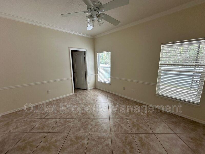 4749 Waterside Pointe Cir - Photo 6 of 13