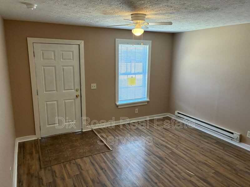 829 Maple Ave #1 - Photo 3 of 11