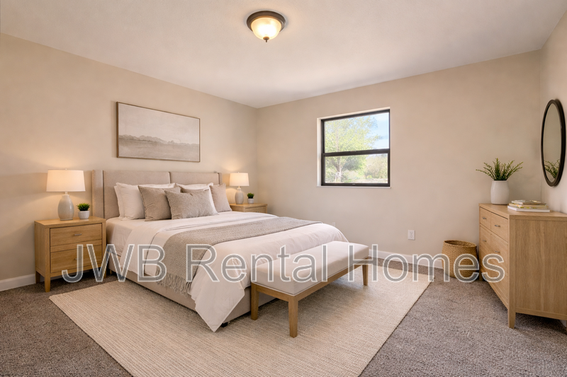 1159 Pangola Dr - Photo 4 of 7