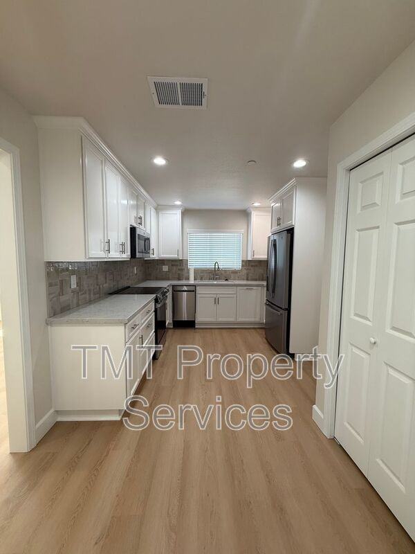 1219 Jackie Ln - Photo 6 of 18