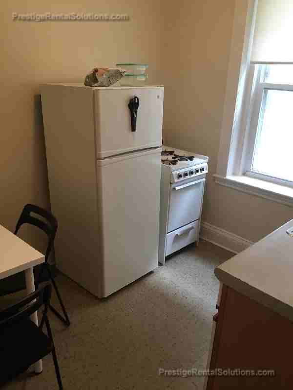 91 Gordon St #2 - Photo 5 of 7