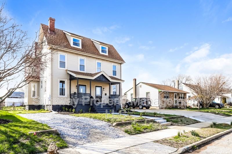 228 Greenwich Ave - Photo 2 of 20