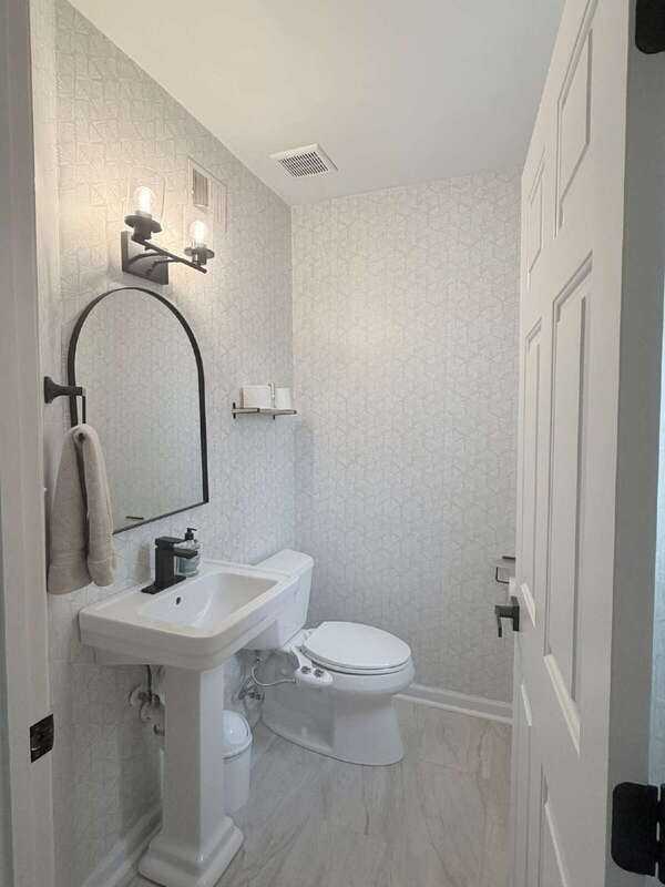 978 Harrison Cir - Photo 4 of 30