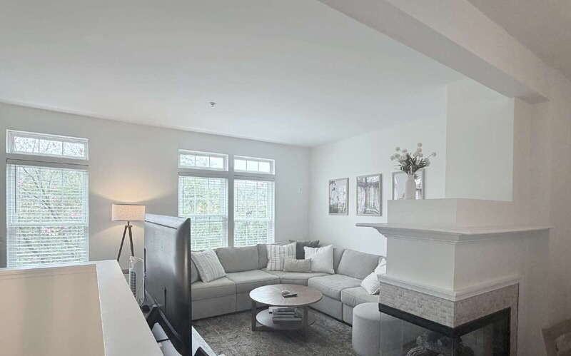 978 Harrison Cir - Photo 5 of 30