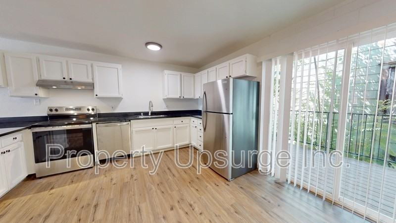 1045 California St - Photo 2 of 27