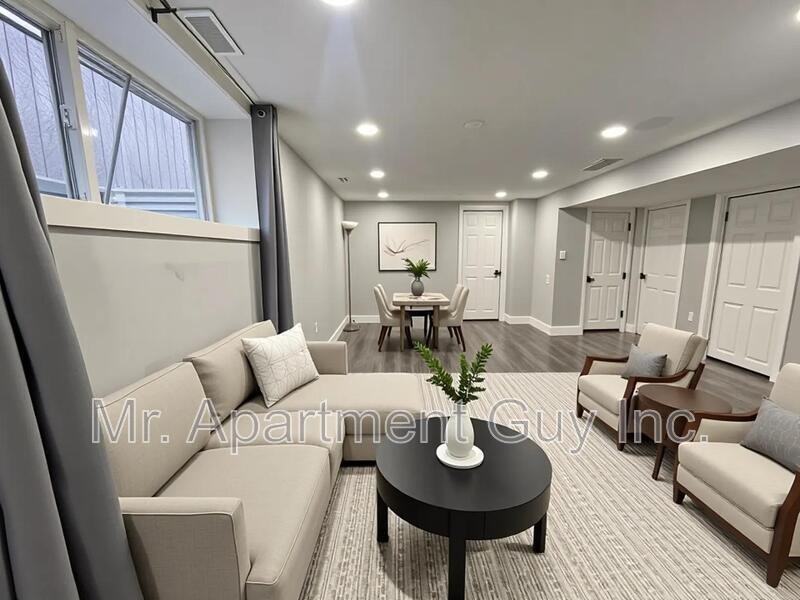 77 West 1st St - Photo 5 of 9