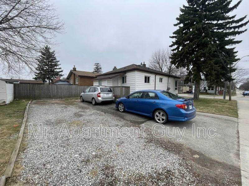 77 West 1st St - Photo 7 of 9