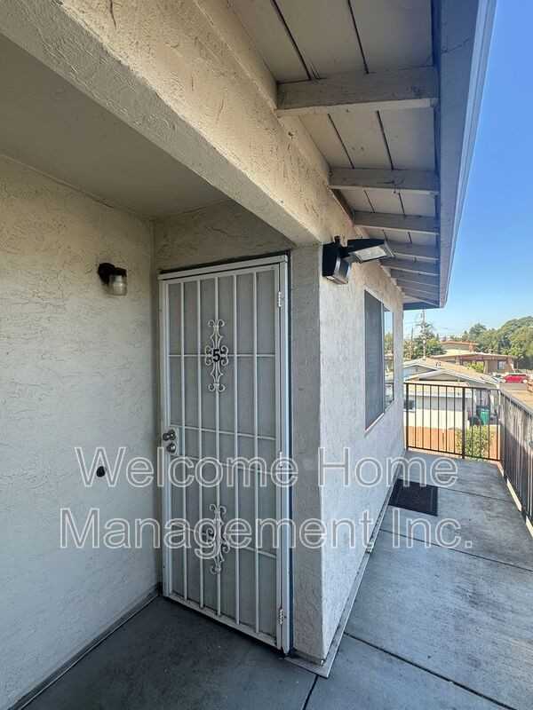 429 Smalley Ave #5 - Photo 2 of 5