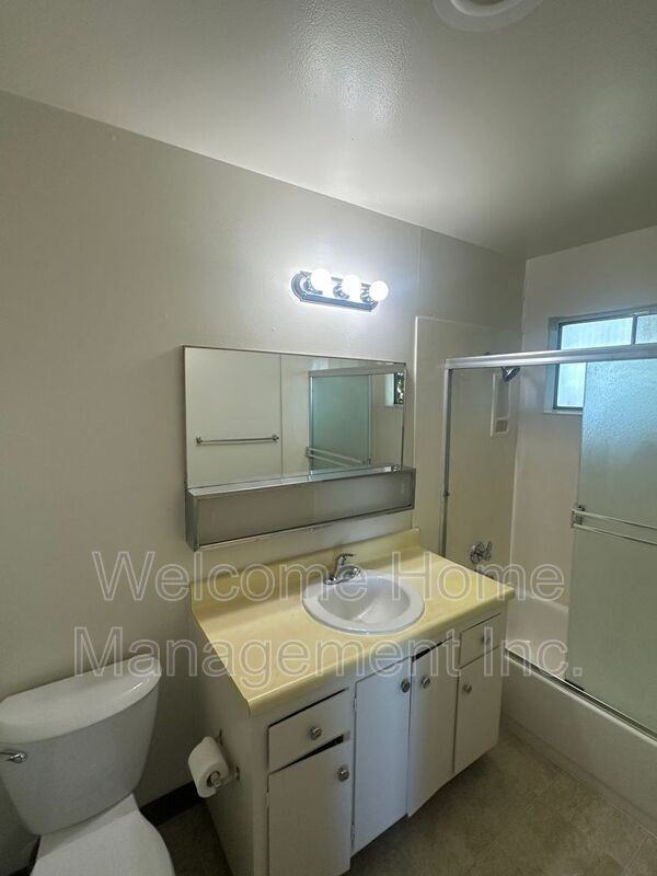 429 Smalley Ave #5 - Photo 5 of 5