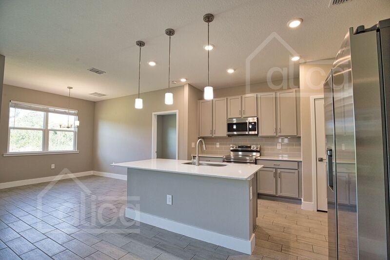 3957 Constitution Dr - Photo 7 of 31