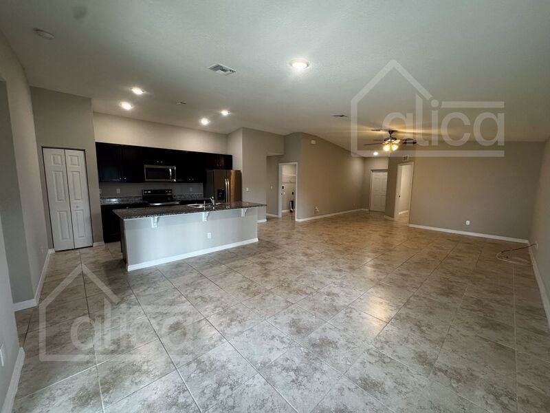 510 Poplar St Se - Photo 5 of 16