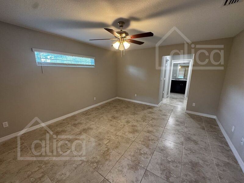 510 Poplar St Se - Photo 7 of 16