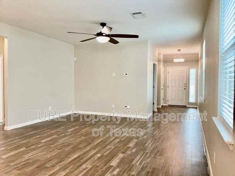 128 Earl Keen St - Photo 2 of 20