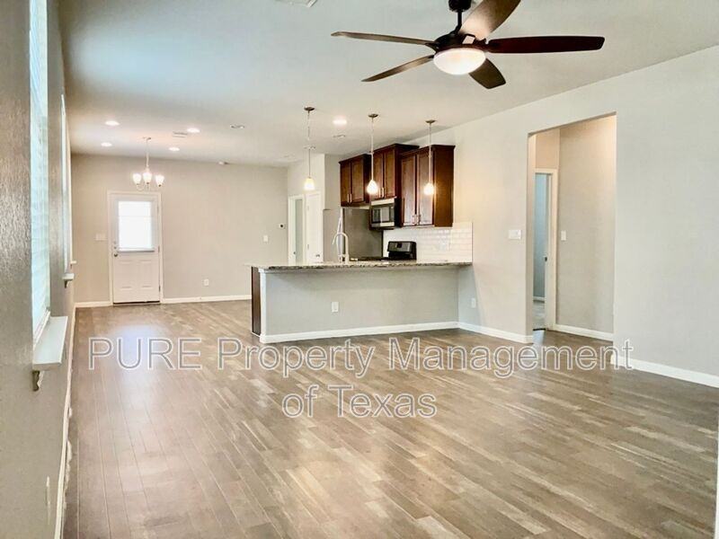 128 Earl Keen St - Photo 3 of 20