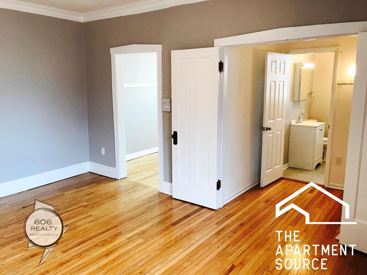 3932 N Keeler Ave #2A - Photo 3 of 8