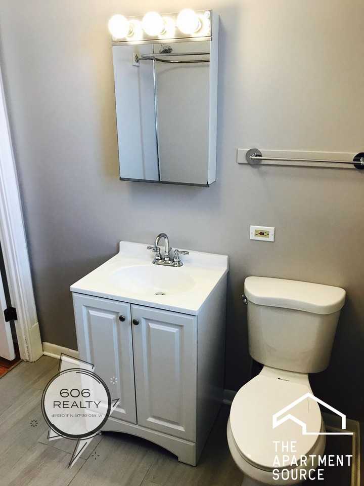 3932 N Keeler Ave #2A - Photo 7 of 8