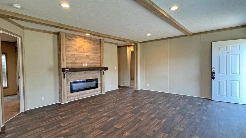 1501 Thompsonville Ln #NA - Photo 4 of 27