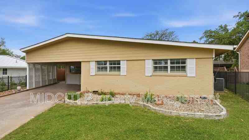 156 Trelawney St - Photo 2 of 50