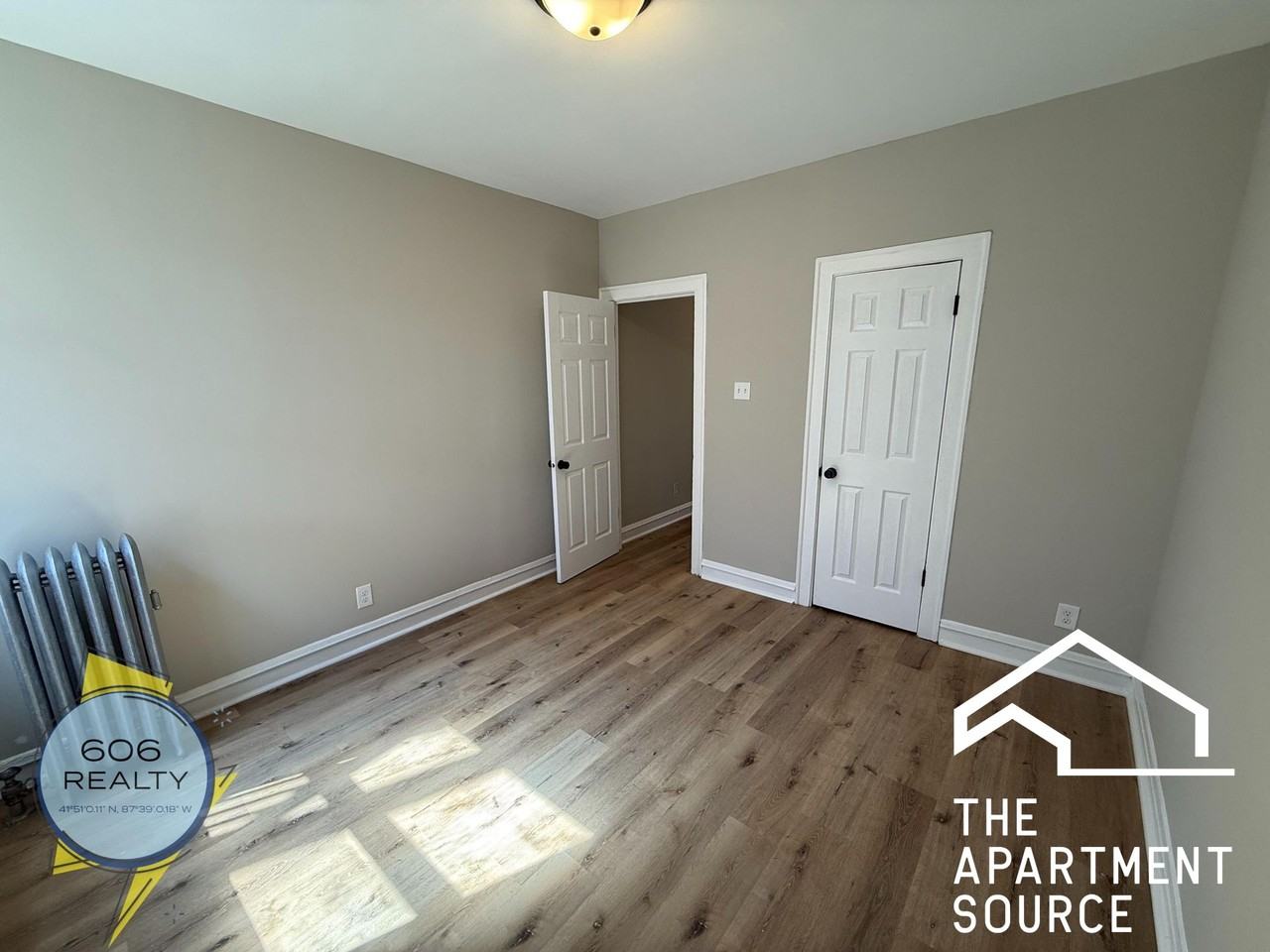 4917 W Berteau Ave #2 - Photo 5 of 8