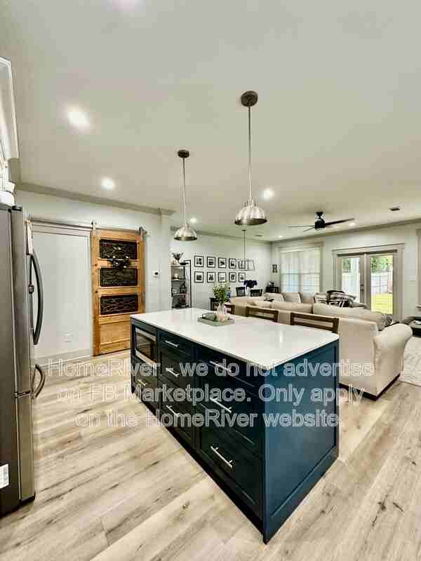 1523 E Leonard St - Photo 6 of 12