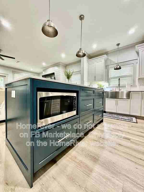 1523 E Leonard St - Photo 7 of 12