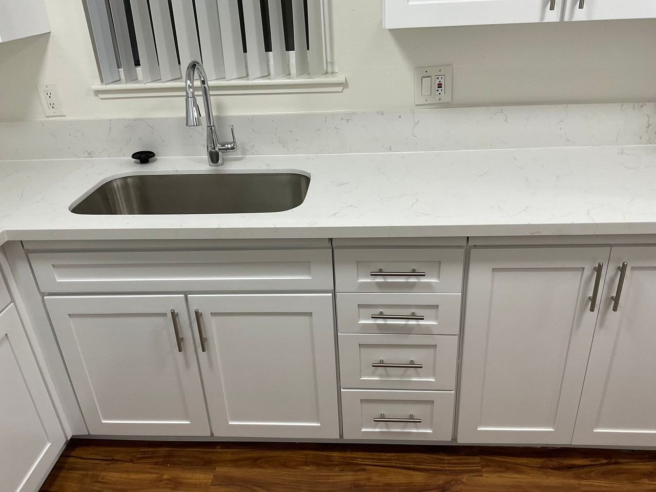 14300A - Photo 5 of 29