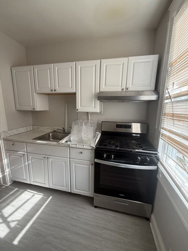 Melville Ave - Photo 2 of 13