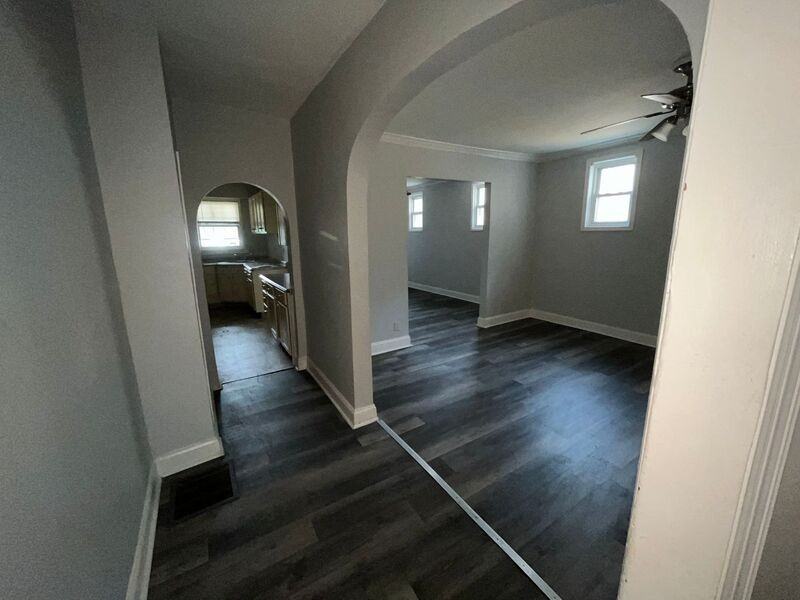 Polk St - Photo 2 of 12