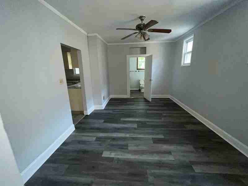 Polk St - Photo 4 of 12