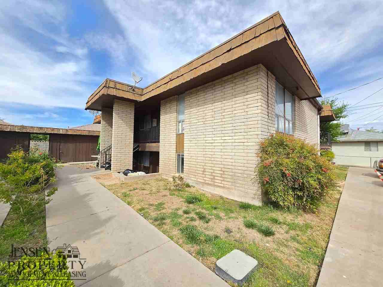 639 E 700 S #11 - Photo 3 of 14